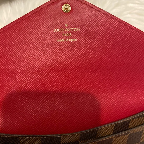 Louis Vuitton Josephine wallet - Picture 6 of 13